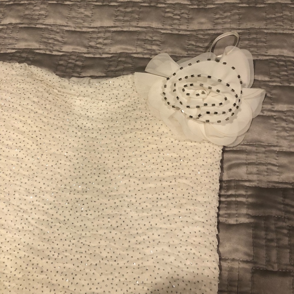 WHITE SPARKLY FLOWER DRESS - Picture 2 of 6